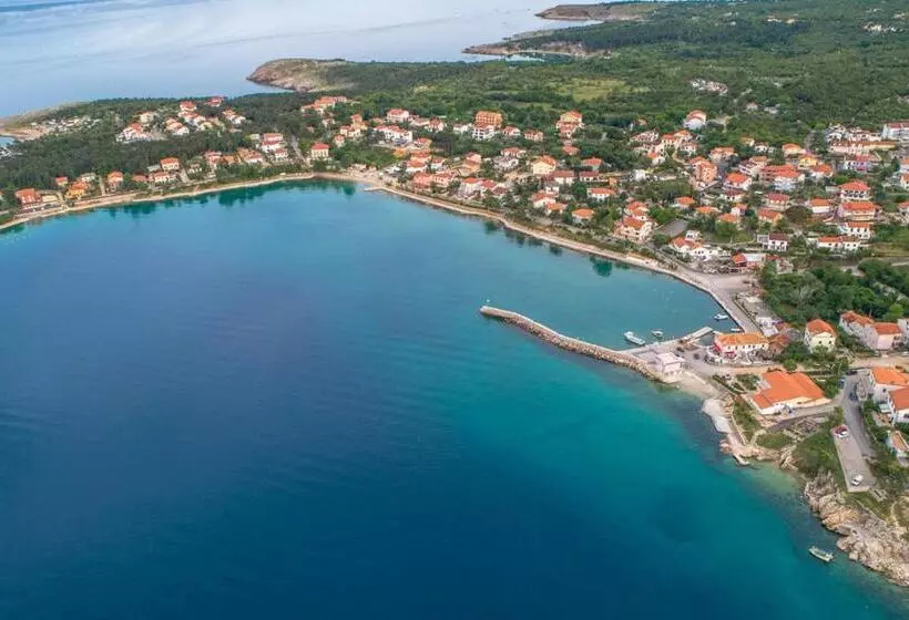 Hotelli Meliores Rooms & Restaurant