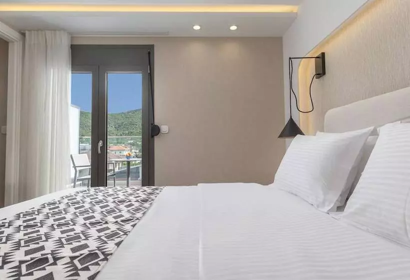 ペンション Alpe Luxury Accommodation