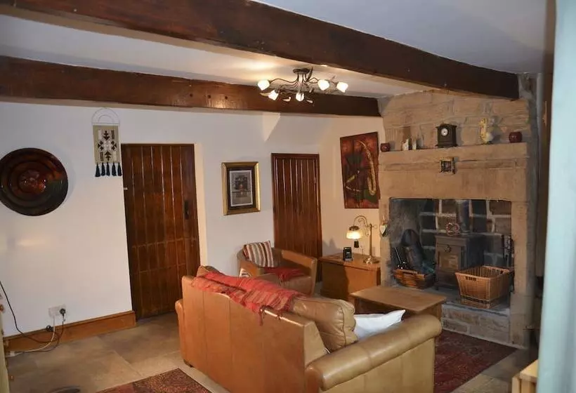 Charming 2 Bed Cottage In Hebden Bridge