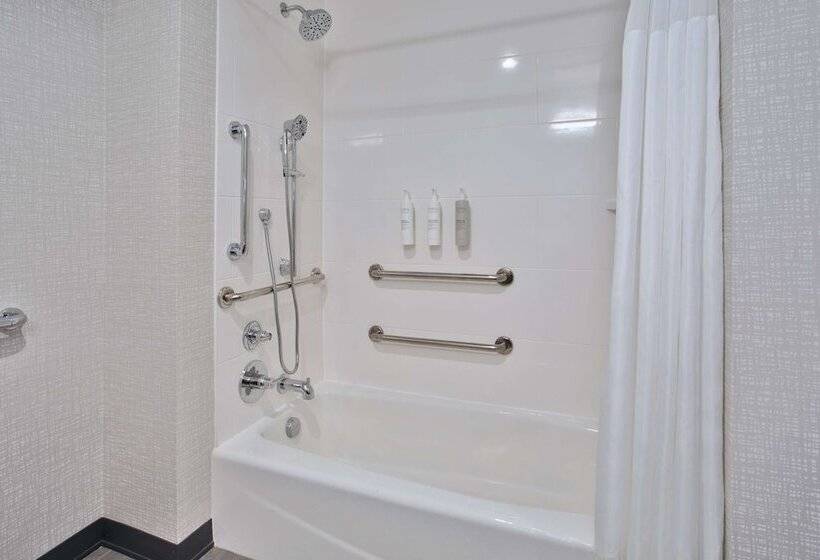 酒店 Hampton Inn By Hilton Paris