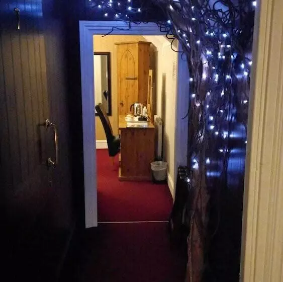 Aamiaismajoitus (B&B) No 1