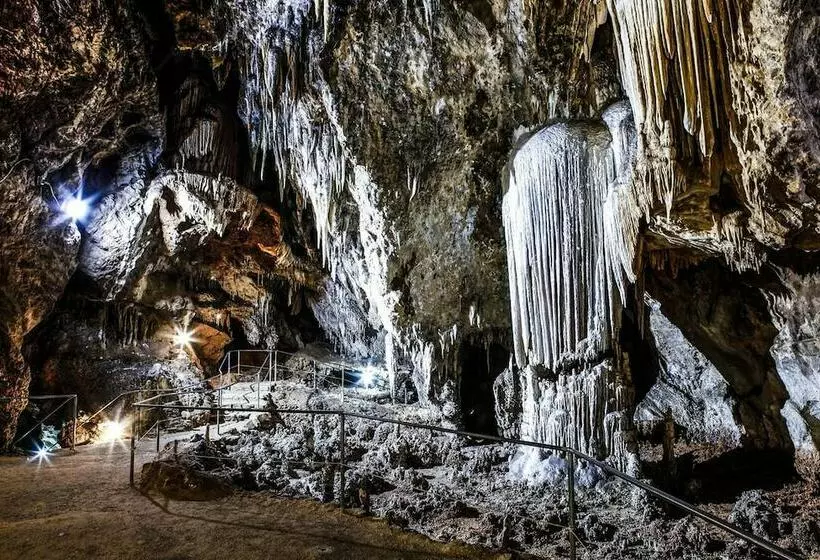 Room In B&b   Sa Domu Sarda   Apartment With Terrace 1