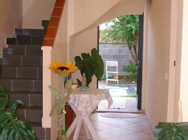 Room In B&b   Sa Domu Sarda   Apartment With Terrace 1