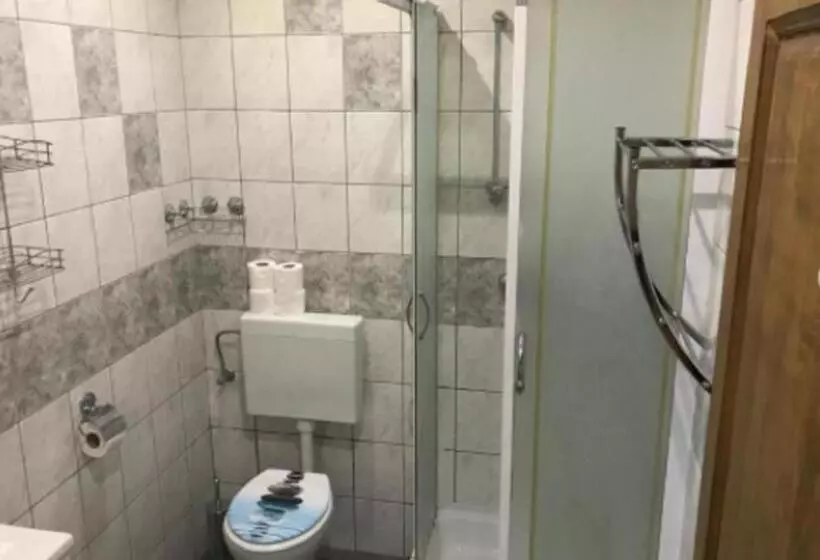 Majatalo Guesthouse San Antonio