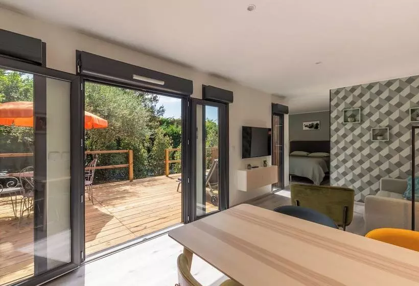 リゾートホテル Casa Dina