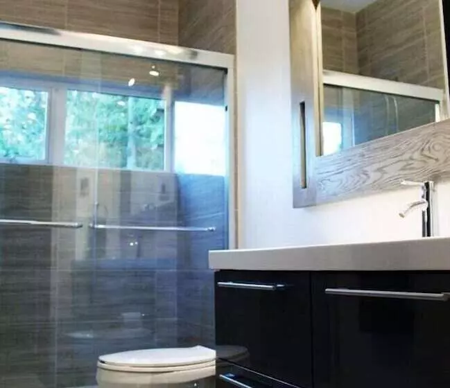 Silver Lake 83   Spectacular Dream Home Overlooking Silver Lake