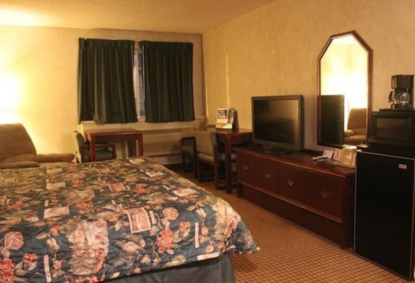 Мотель Garden City Inn