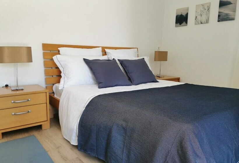 پانسیون Casa Das Portas