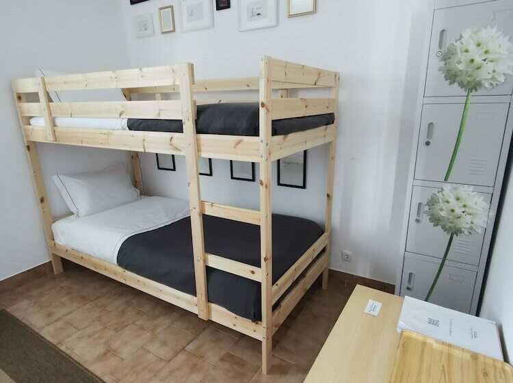 پانسیون Casa Das Portas