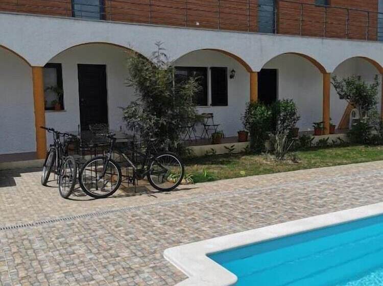 پانسیون Casa Das Portas