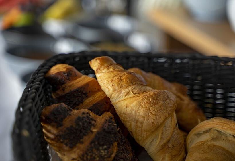 مبيت وإفطار Moro Inn