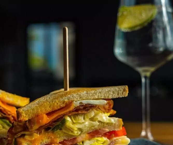 Aamiaismajoitus (B&B) Moro Inn