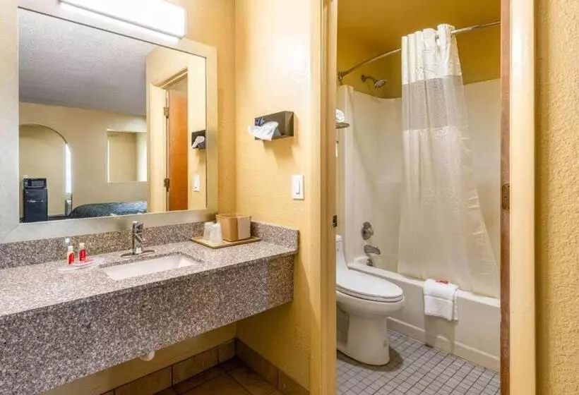 モーテル Southern Inn And Suites