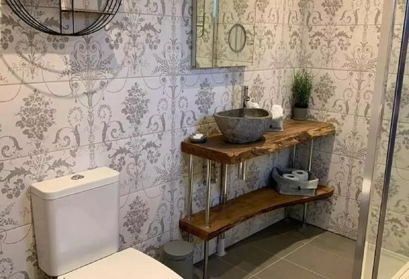 Aamiaismajoitus (B&B) The British Queen