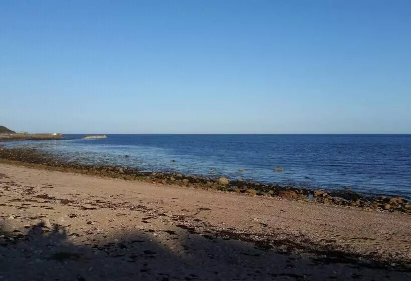 Bespoke 1 Bed Cottage In Dunbeath Village