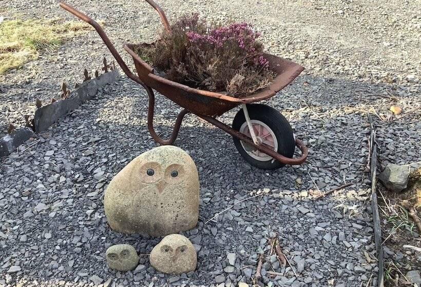 Bespoke 1 Bed Cottage In Dunbeath Village