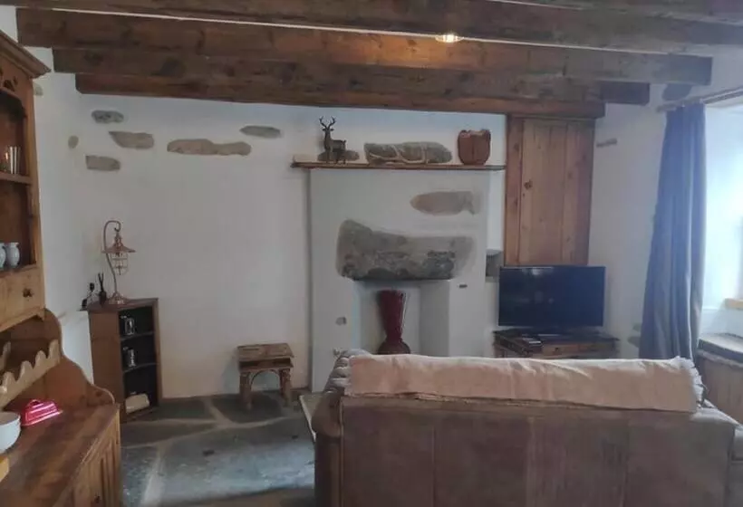 Bespoke 1 Bed Cottage In Dunbeath Village