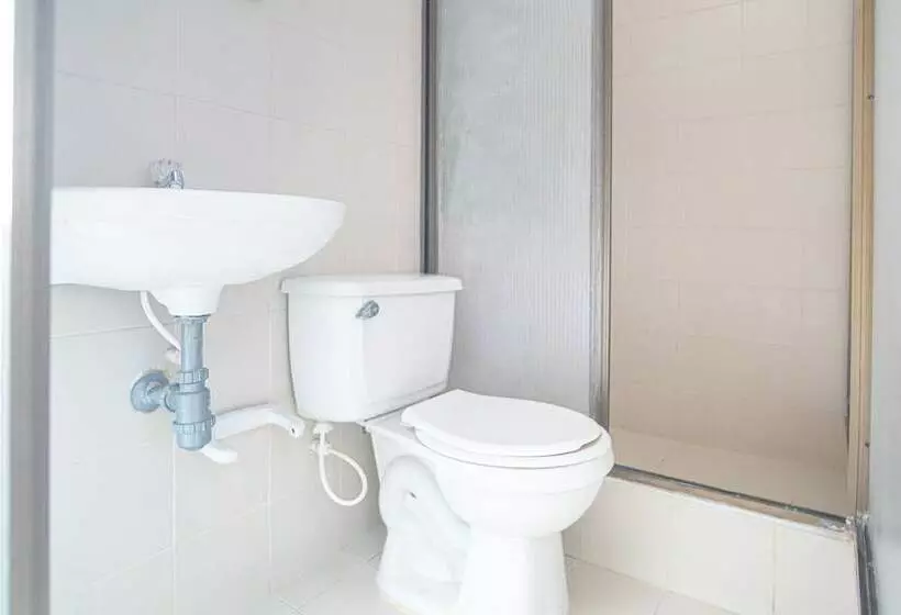 Hotelli Ayenda Acacia