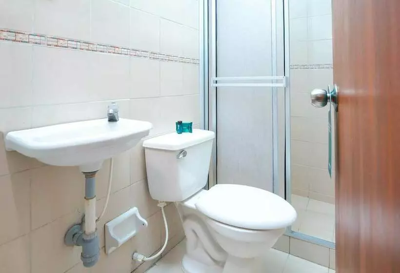 Hotelli Ayenda Acacia