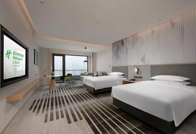 Holiday Inn Hotel And Suites Wuhan New City By Ihg