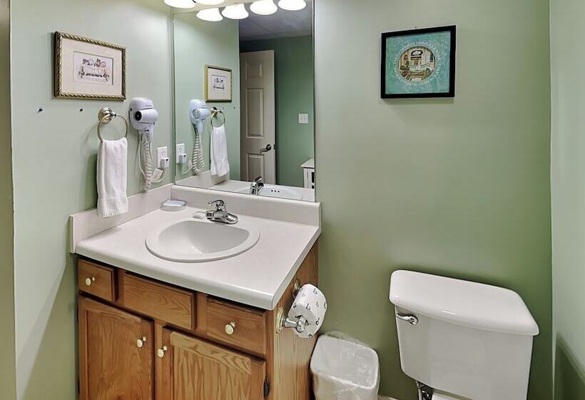 リゾートホテル Whispering Pines Ii