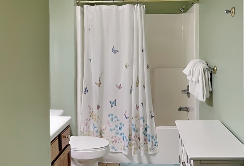 リゾートホテル Whispering Pines Ii