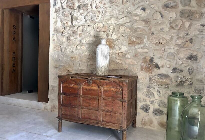 פונדק Pietra D Acqua