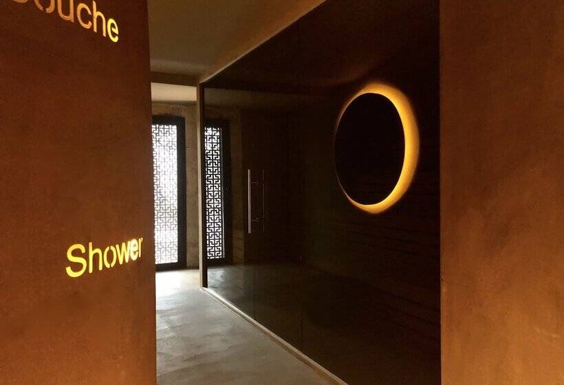 פונדק Pietra D Acqua