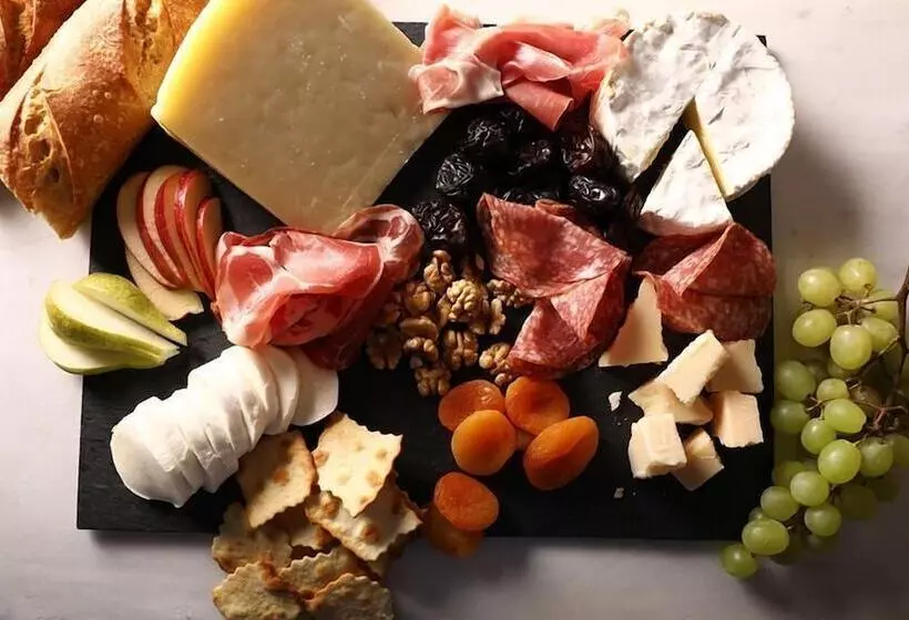 Hotelli Grandemar Suites