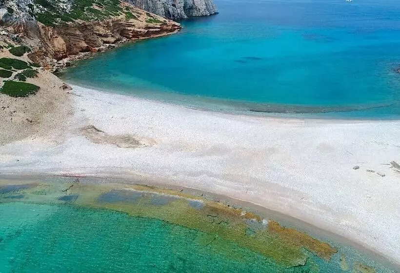 Hotelli Grandemar Suites