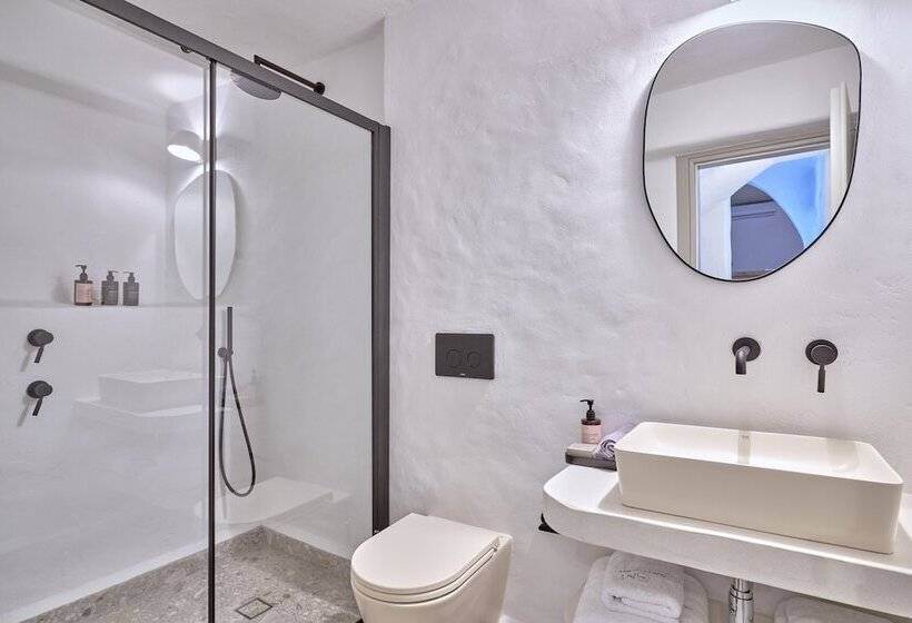 هتل Grandemar Suites