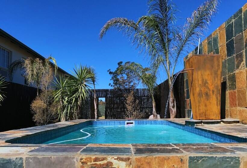 Hotel Savoy And Conference Centre