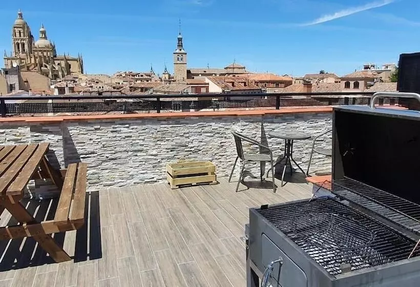 Real Segovia Apartments