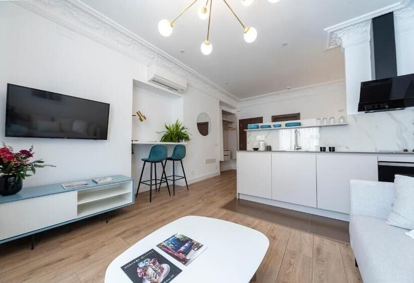 Real Segovia Apartments