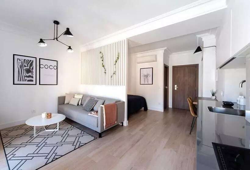 Real Segovia Apartments