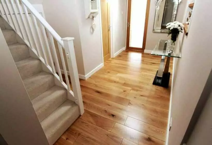 Residenssi Spacious Family Holiday Property In Paignton