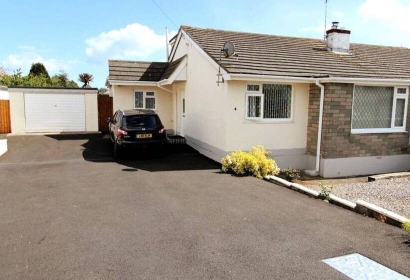 Residenza Spacious Family Holiday Property In Paignton