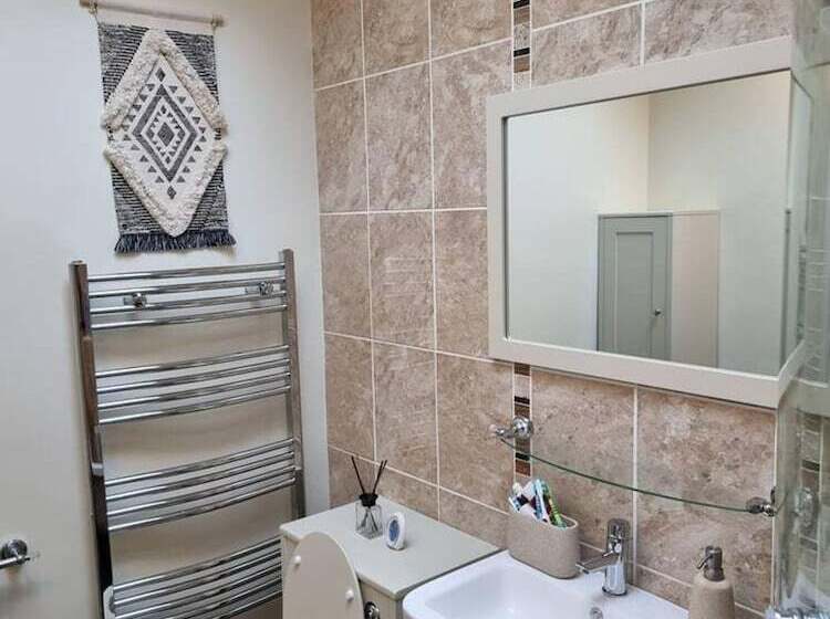 Residenza Spacious Family Holiday Property In Paignton