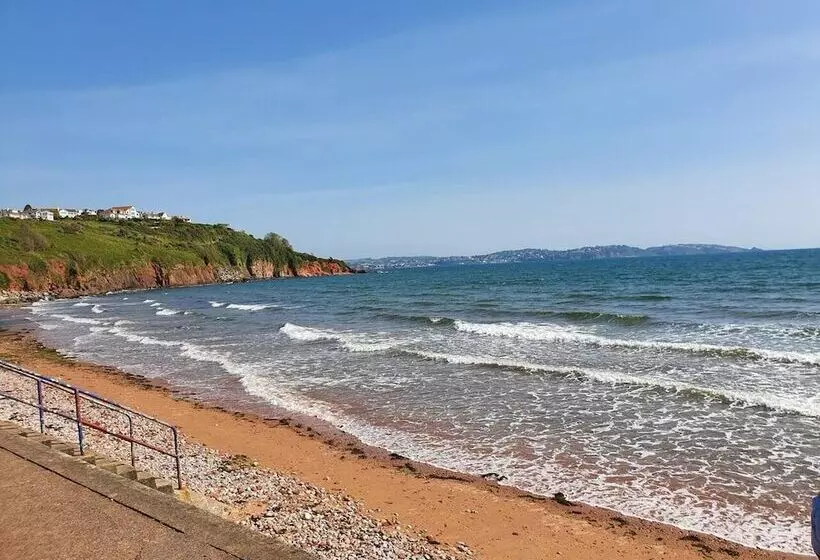 Residenssi Spacious Family Holiday Property In Paignton