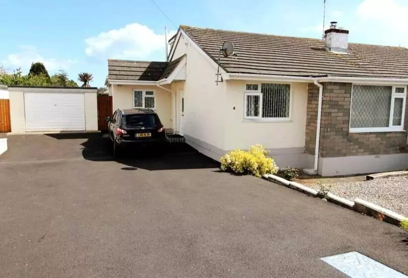 Residenssi Spacious Family Holiday Property In Paignton