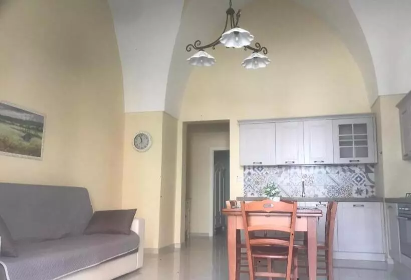 ホテル Albergo Diffuso Cortellenica
