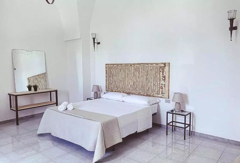 ホテル Albergo Diffuso Cortellenica