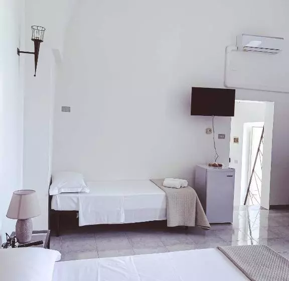 ホテル Albergo Diffuso Cortellenica