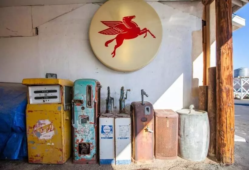 Route 66 Motel