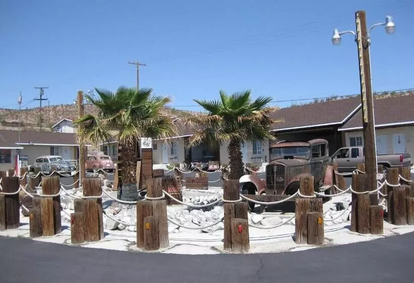 Route 66 Motel