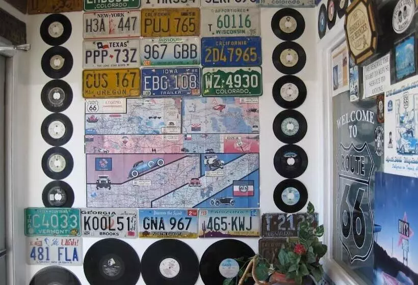 Route 66 Motel