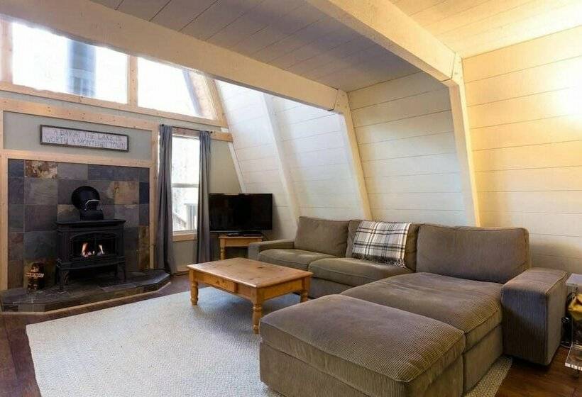 Northwoods Blvd 2   Zephyr