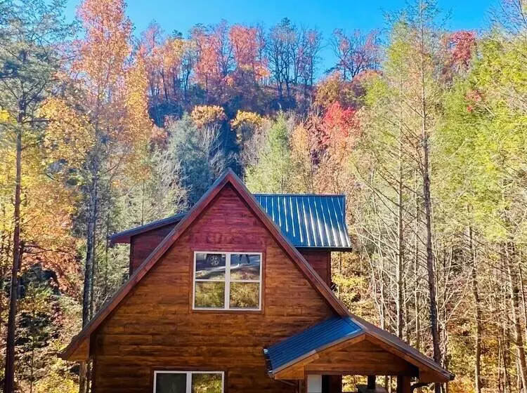 Twisted Pines By Smoky Cove Resort