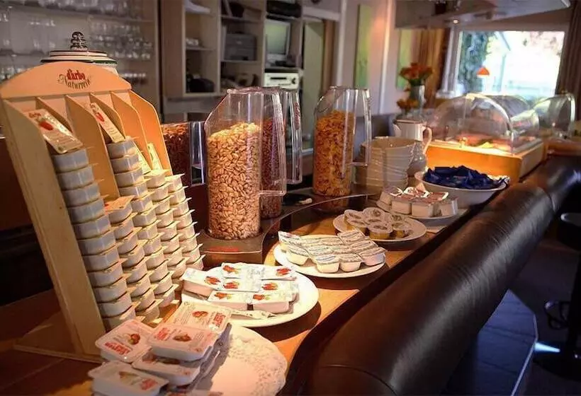 Bed and Breakfast Café Pension Erika