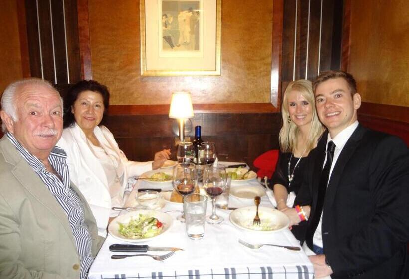 ベッドアンドブレックファースト Pension Nina & Gasthof Alpenrose